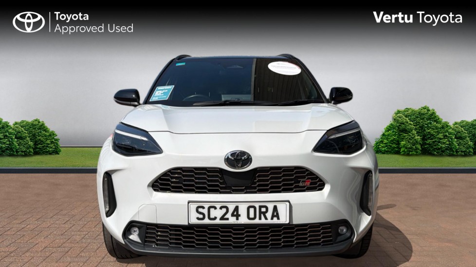 Toyota Yaris Cross 1.5 Hybrid 130 GR Sport 5dr CVT Hybrid Estate - Image 22