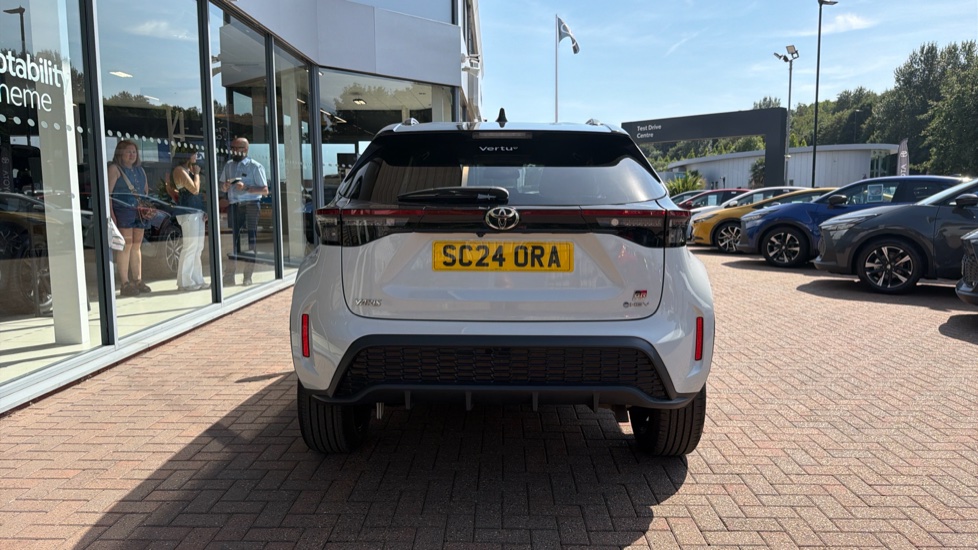 Toyota Yaris Cross 1.5 Hybrid 130 GR Sport 5dr CVT Hybrid Estate - Image 26