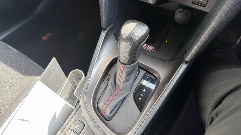 Toyota Yaris Cross 1.5 Hybrid 130 GR Sport 5dr CVT Hybrid Estate - Image 39