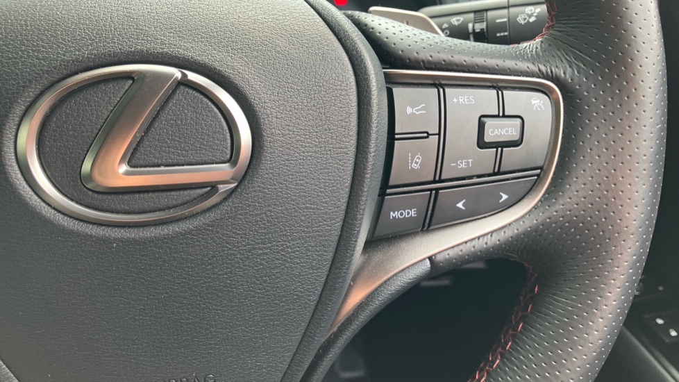 Lexus UX 250h 2.0 F-Sport 5dr CVT [Nav] Hybrid Hatchback - Image 38