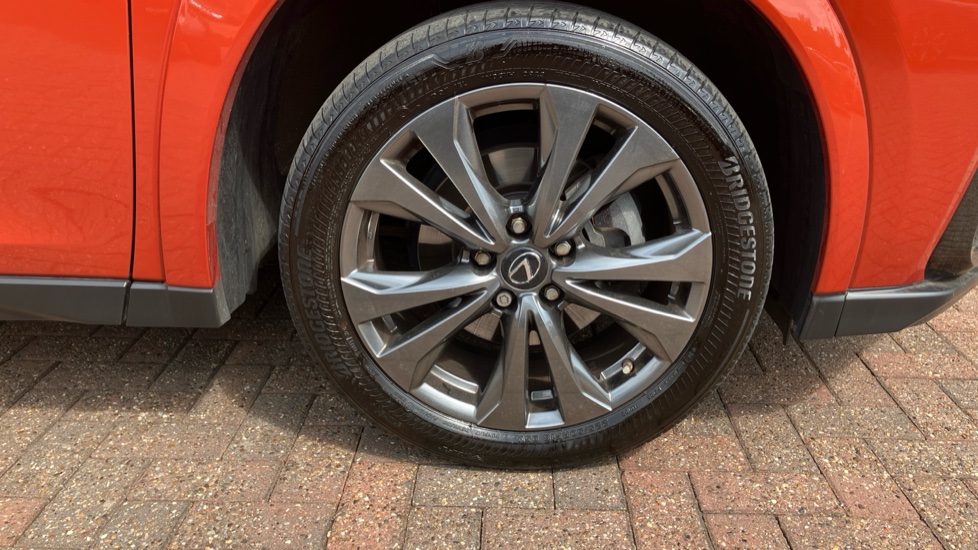Lexus UX 250h 2.0 F-Sport 5dr CVT [Nav] Hybrid Hatchback - Image 42