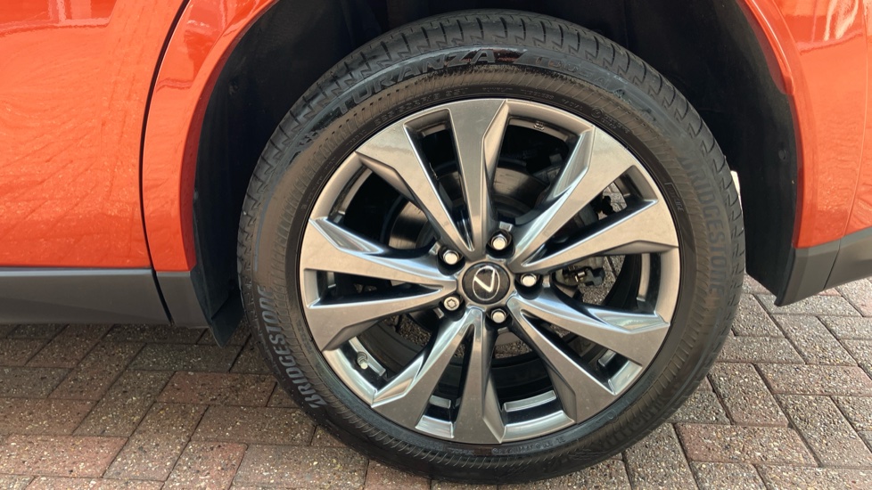 Lexus UX 250h 2.0 F-Sport 5dr CVT [Nav] Hybrid Hatchback - Image 45