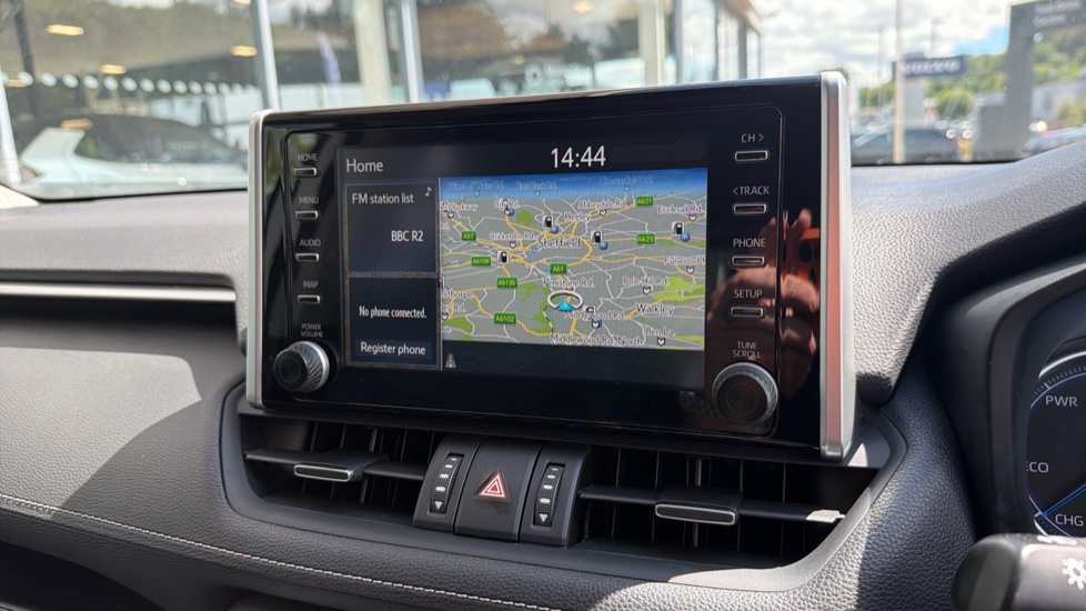 Toyota RAV4 2.5 VVT-i Hybrid Excel TSS 5dr CVT Hybrid Estate - Image 9