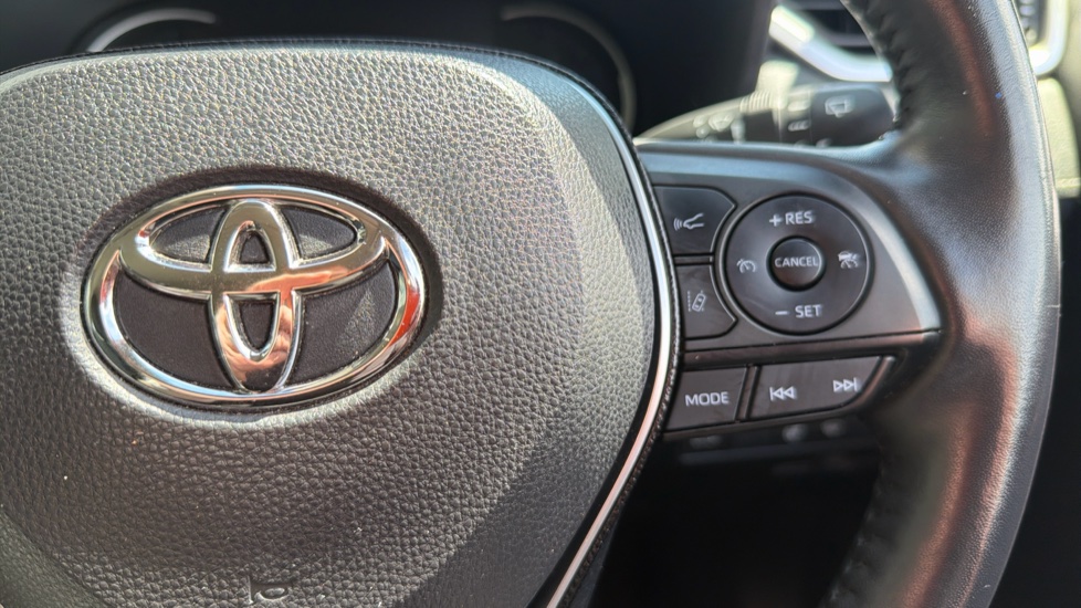 Toyota RAV4 2.5 VVT-i Hybrid Excel TSS 5dr CVT Hybrid Estate - Image 39