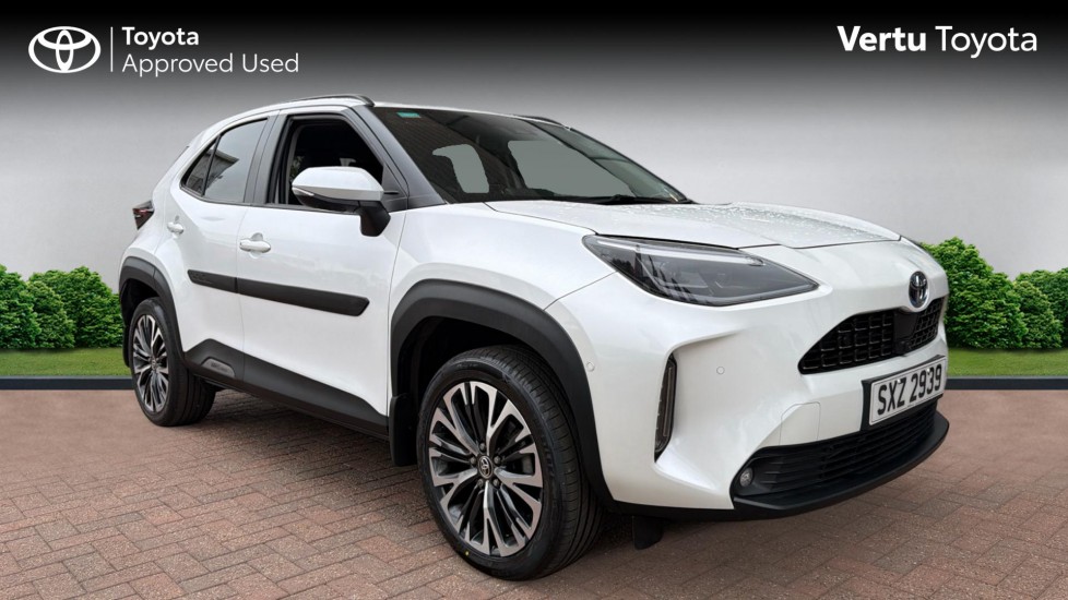Toyota Yaris Cross 1.5 Hybrid Excel 5dr CVT Hybrid Estate - Image 1