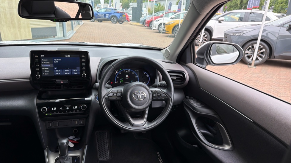 Toyota Yaris Cross 1.5 Hybrid Excel 5dr CVT Hybrid Estate - Image 7