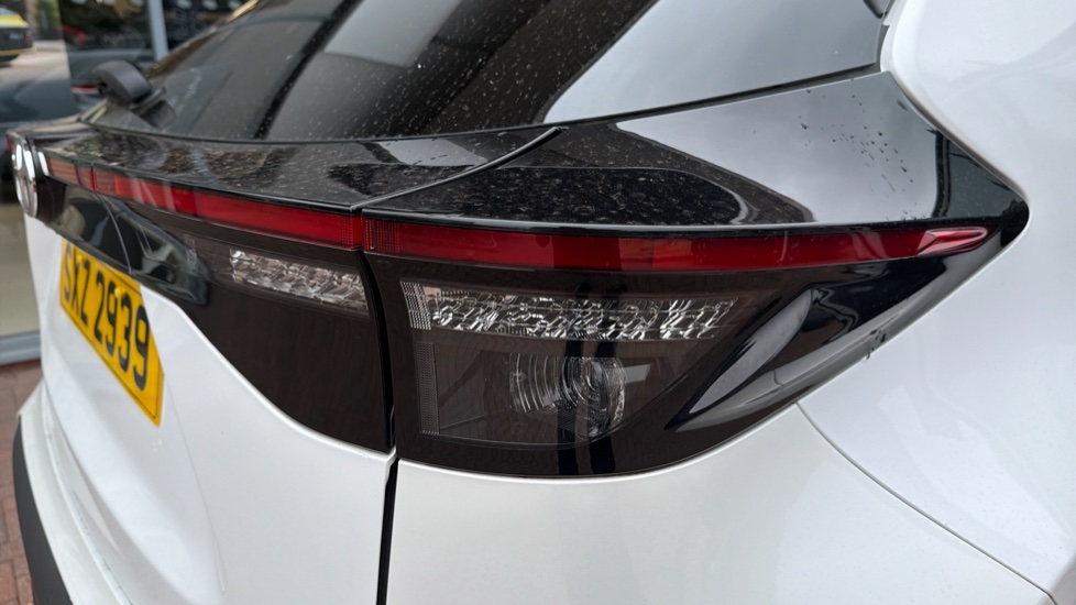 Toyota Yaris Cross 1.5 Hybrid Excel 5dr CVT Hybrid Estate - Image 21
