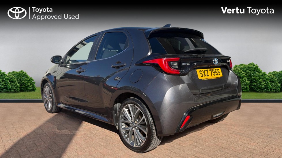 Toyota Yaris 1.5 Hybrid Excel 5dr CVT Hybrid Hatchback - Image 4