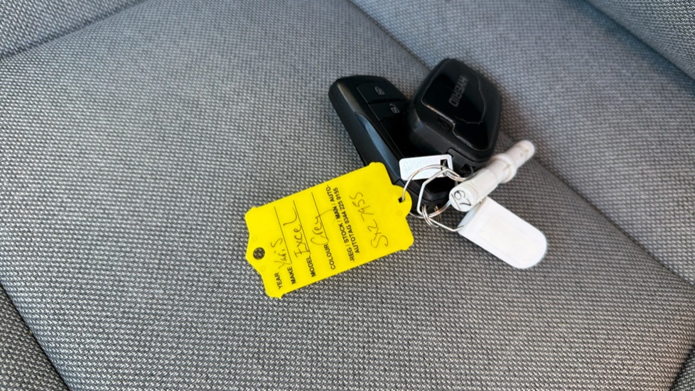 Toyota Yaris 1.5 Hybrid Excel 5dr CVT Hybrid Hatchback - Image 28