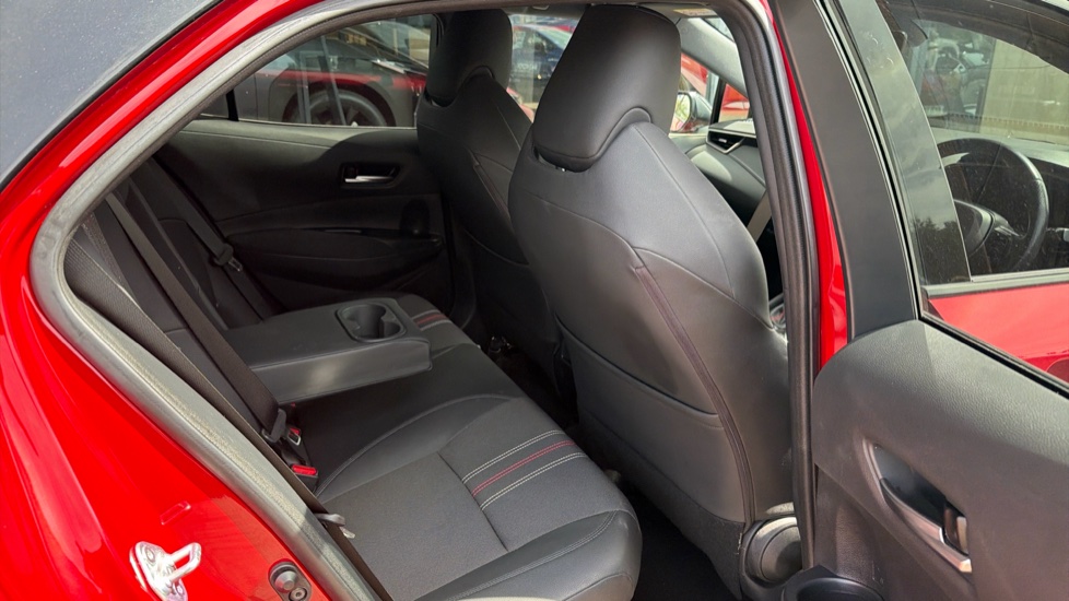 Toyota Corolla 1.8 VVT-i Hybrid GR Sport 5dr CVT Hybrid Hatchback - Image 8