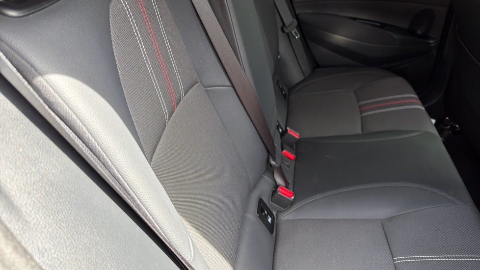 Toyota Corolla 1.8 VVT-i Hybrid GR Sport 5dr CVT Hybrid Hatchback - Image 14