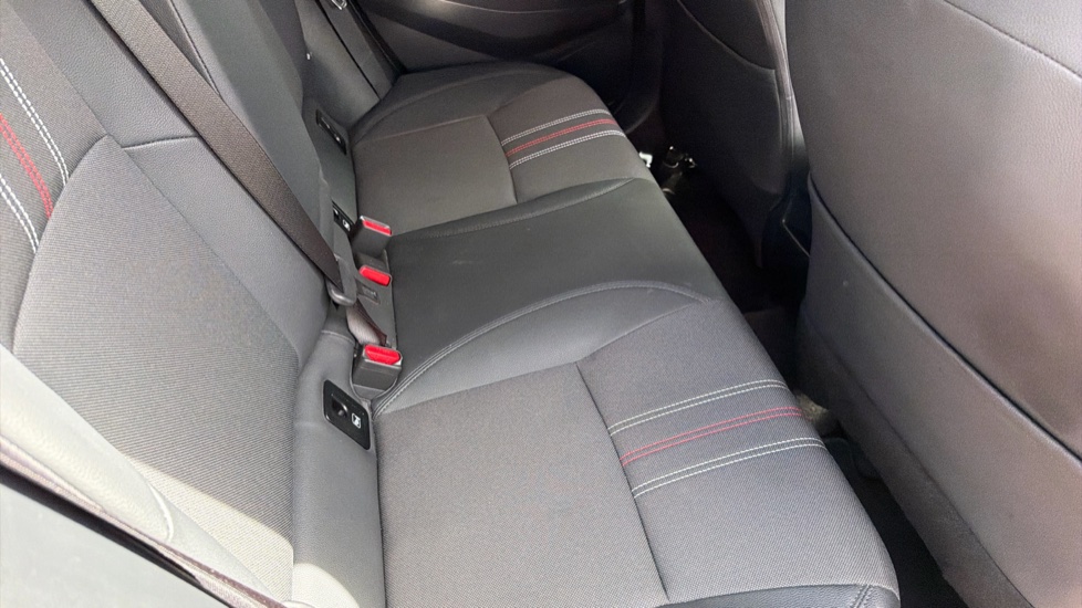 Toyota Corolla 1.8 VVT-i Hybrid GR Sport 5dr CVT Hybrid Hatchback - Image 17