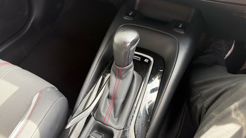 Toyota Corolla 1.8 VVT-i Hybrid GR Sport 5dr CVT Hybrid Hatchback - Image 39
