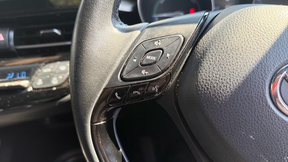 Toyota C-HR 1.8 Hybrid Icon 5dr CVT Hybrid Hatchback - Image 36