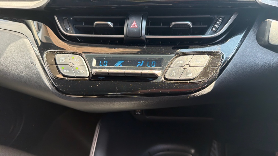 Toyota C-HR 1.8 Hybrid Icon 5dr CVT Hybrid Hatchback - Image 38