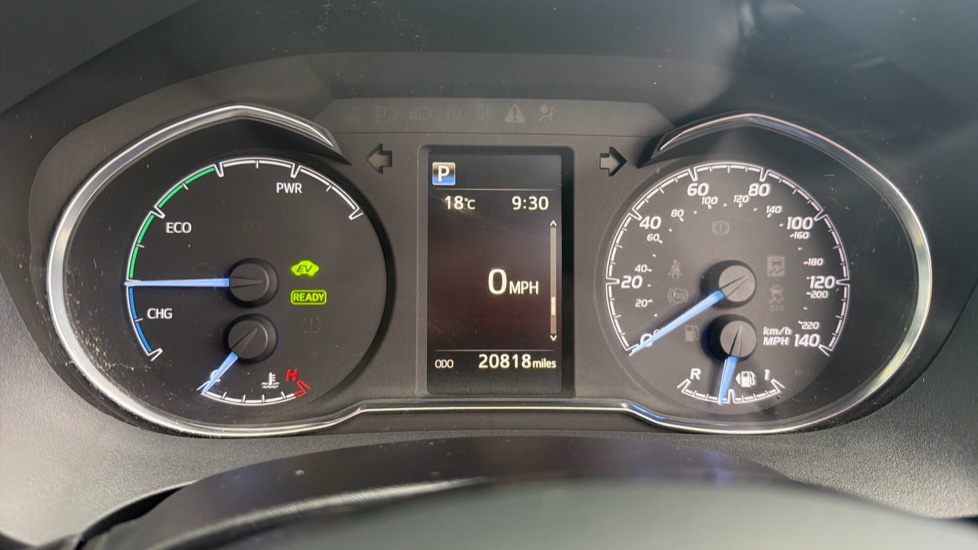 Toyota Yaris 1.5 Hybrid Icon Tech 5dr CVT Hybrid Hatchback - Image 11