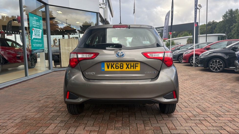 Toyota Yaris 1.5 Hybrid Icon Tech 5dr CVT Hybrid Hatchback - Image 26