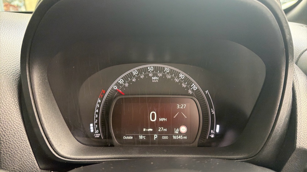 Toyota Aygo X 1.0 VVT-i Edge 5dr Auto Petrol Hatchback - Image 11