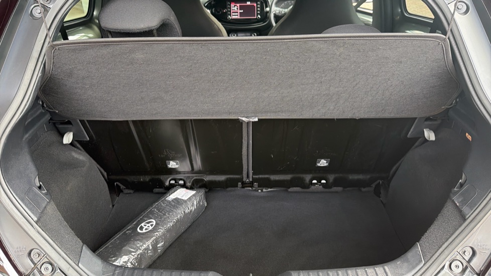 Toyota Aygo X 1.0 VVT-i Edge 5dr Auto Petrol Hatchback - Image 13