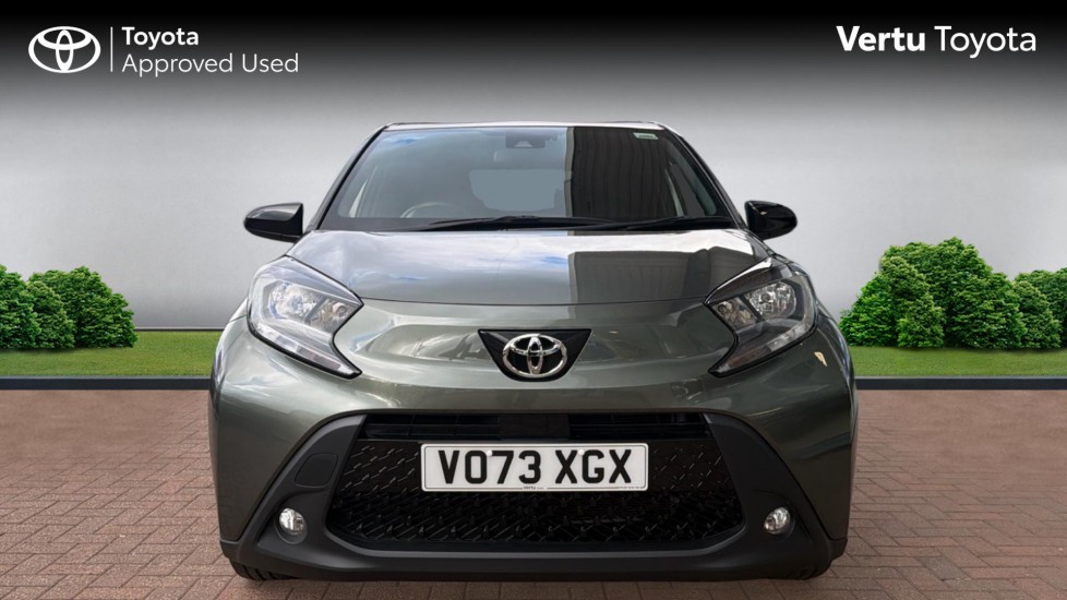 Toyota Aygo X 1.0 VVT-i Edge 5dr Auto Petrol Hatchback - Image 22