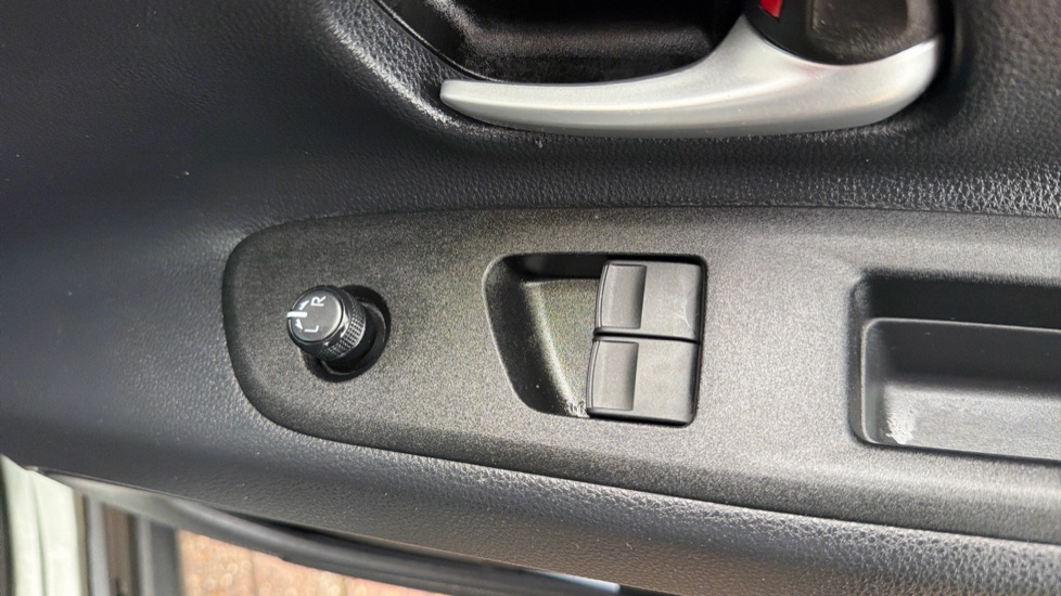 Toyota Aygo X 1.0 VVT-i Edge 5dr Auto Petrol Hatchback - Image 35