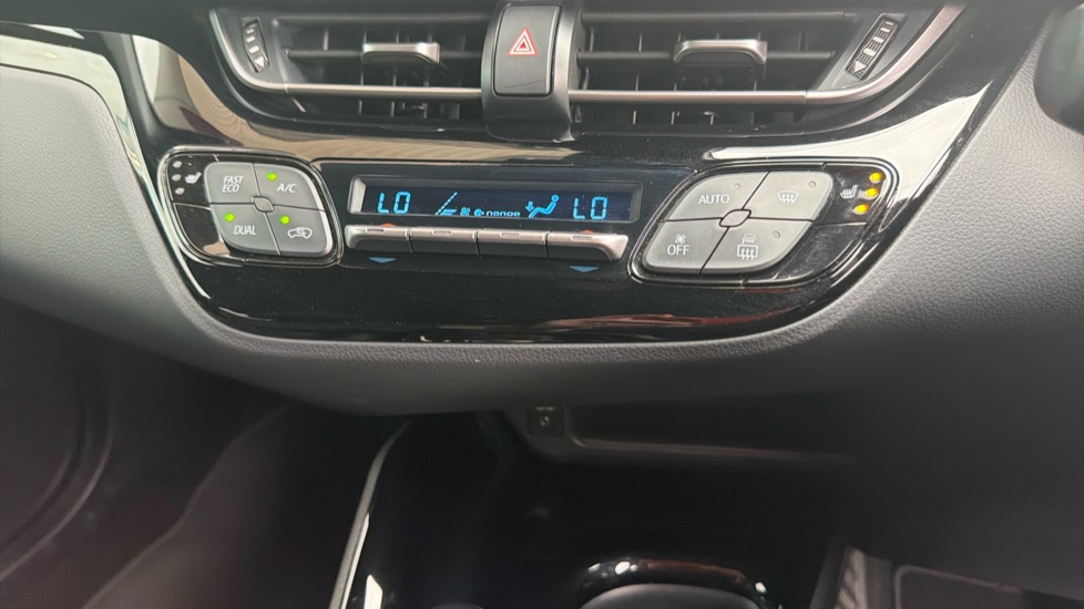 Toyota C-HR 1.8 Hybrid Excel 5dr CVT Hybrid Hatchback - Image 38