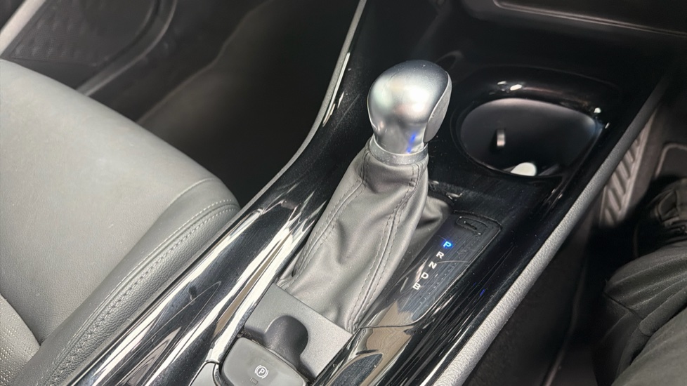Toyota C-HR 1.8 Hybrid Excel 5dr CVT Hybrid Hatchback - Image 39