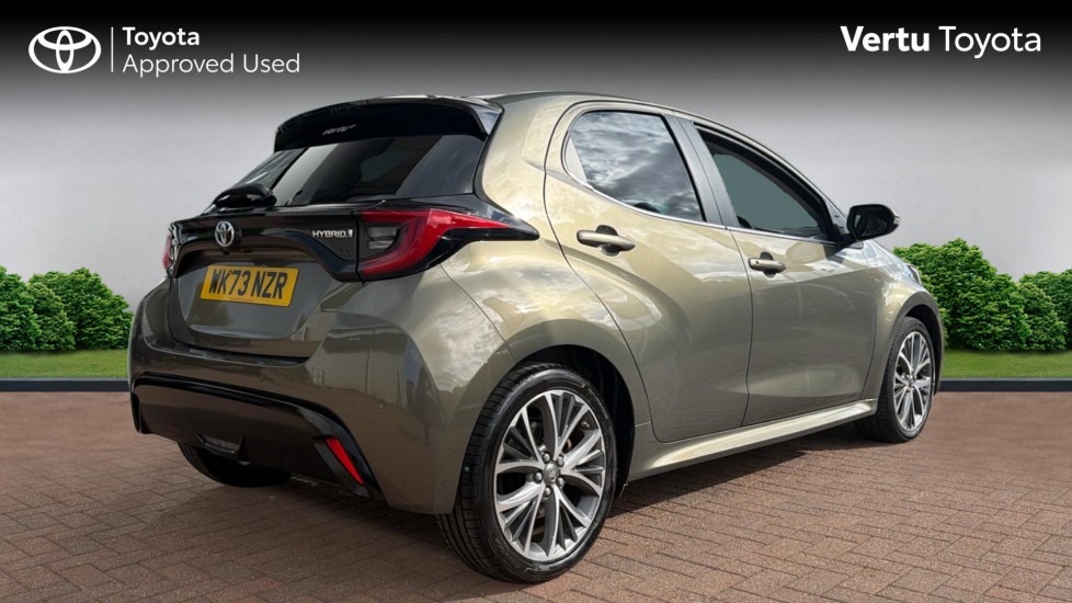 Toyota Yaris 1.5 Hybrid Excel 5dr CVT Hybrid Hatchback - Image 2