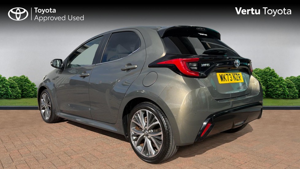 Toyota Yaris 1.5 Hybrid Excel 5dr CVT Hybrid Hatchback - Image 4