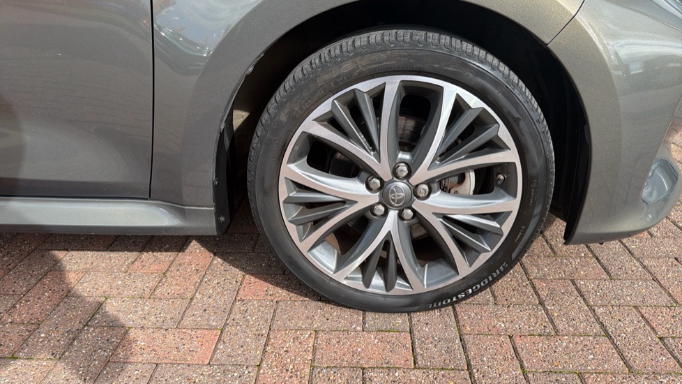 Toyota Yaris 1.5 Hybrid Excel 5dr CVT Hybrid Hatchback - Image 40