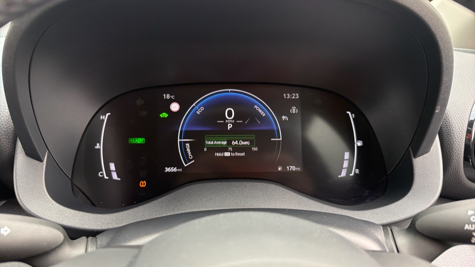 Toyota Yaris 1.5 Hybrid Design 5dr CVT Hybrid Hatchback - Image 11