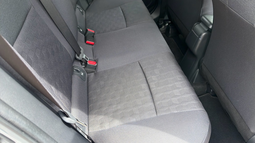Toyota Yaris 1.5 Hybrid Design 5dr CVT Hybrid Hatchback - Image 17