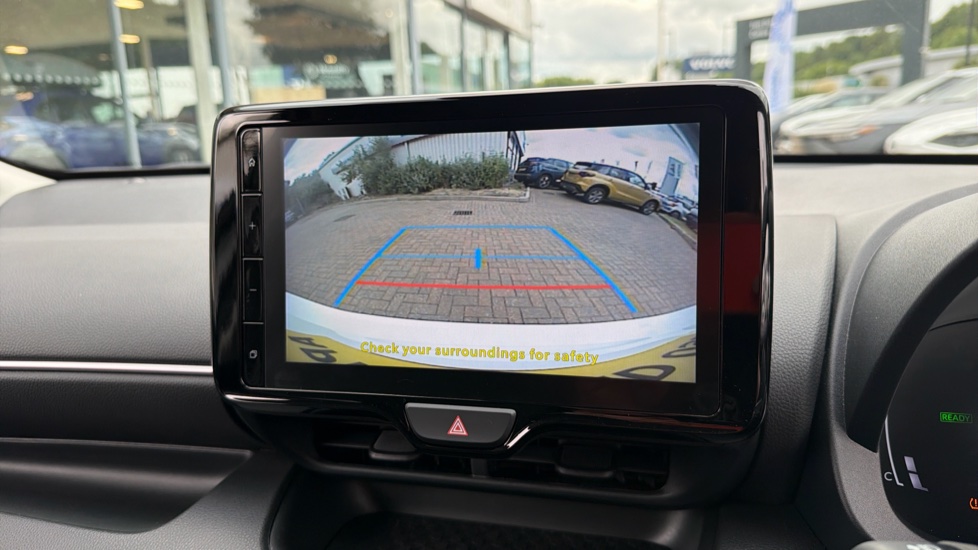 Toyota Yaris 1.5 Hybrid Design 5dr CVT Hybrid Hatchback - Image 33