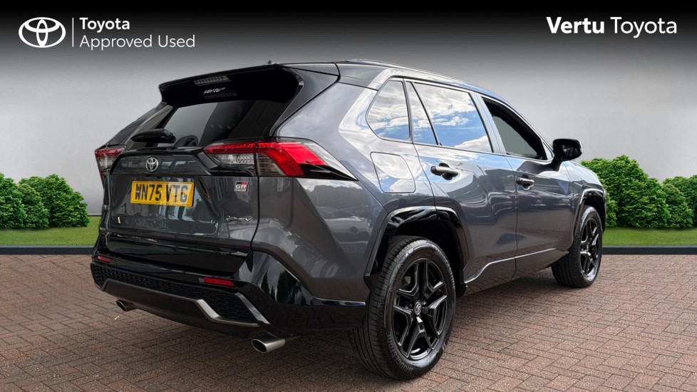 Toyota RAV4 2.5 VVT-i Hybrid GR Sport 5dr CVT Hybrid Estate - Image 2