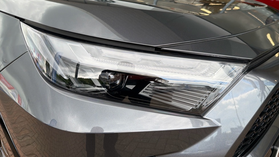 Toyota RAV4 2.5 VVT-i Hybrid GR Sport 5dr CVT Hybrid Estate - Image 20