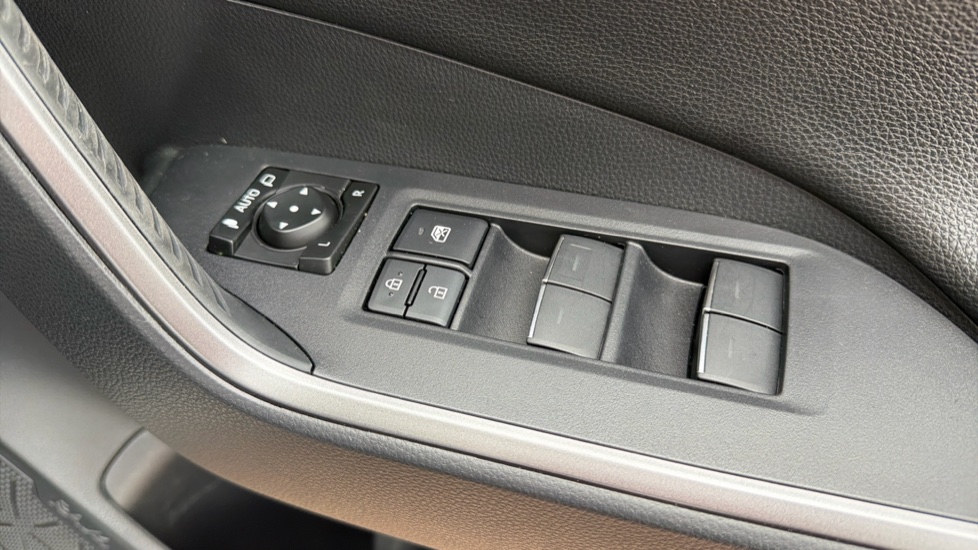 Toyota RAV4 2.5 VVT-i Hybrid GR Sport 5dr CVT Hybrid Estate - Image 36
