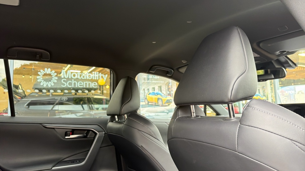 Toyota RAV4 2.5 PHEV GR Sport 5dr CVT Estate - Image 19