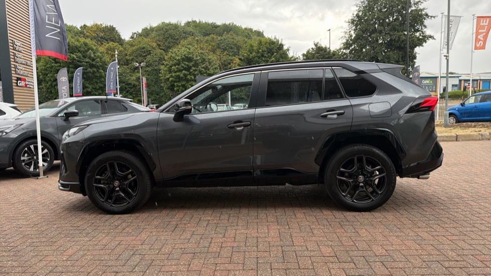 Toyota RAV4 2.5 PHEV GR Sport 5dr CVT Estate - Image 24