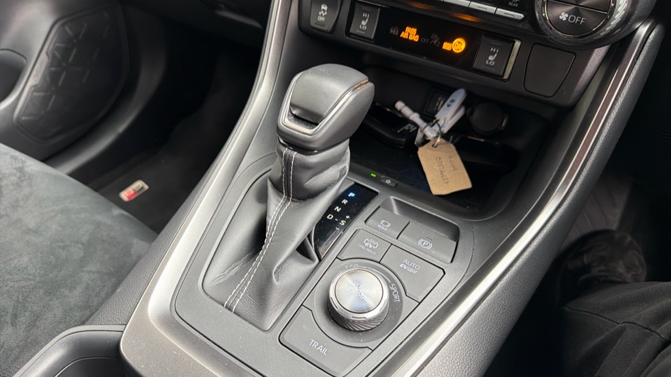 Toyota RAV4 2.5 PHEV GR Sport 5dr CVT Estate - Image 42
