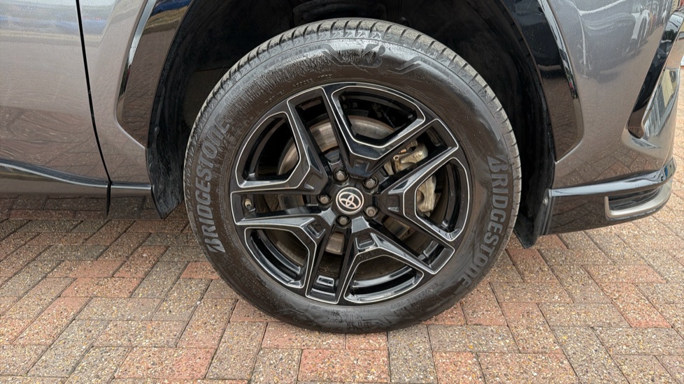 Toyota RAV4 2.5 PHEV GR Sport 5dr CVT Estate - Image 43
