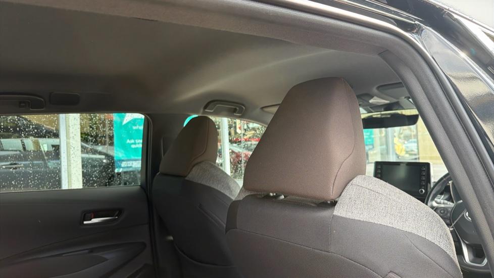 Toyota Corolla 1.8 VVT-i Hybrid Trek 5dr CVT Hybrid Estate - Image 19