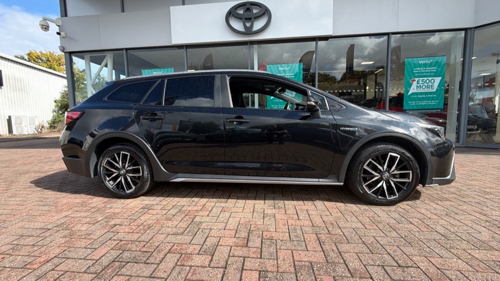 Toyota Corolla 1.8 VVT-i Hybrid Trek 5dr CVT Hybrid Estate - Image 23