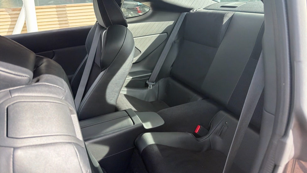 Toyota Gr86 2.4 D-4S 2dr Petrol Coupe - Image 15