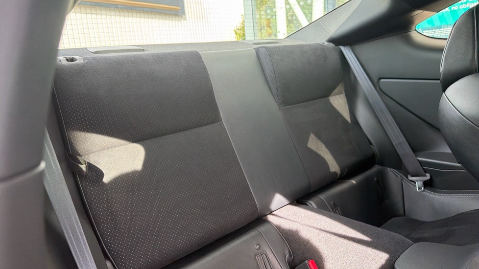 Toyota Gr86 2.4 D-4S 2dr Petrol Coupe - Image 18
