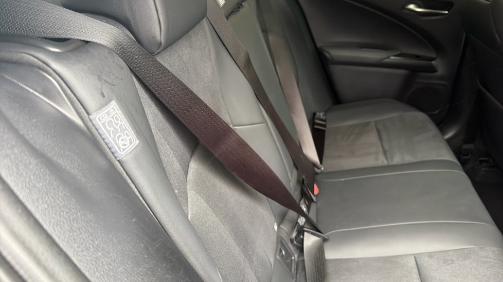 Lexus UX 250h 2.0 F-Sport 5dr CVT [Premium Plus] Hybrid Hatchback - Image 14
