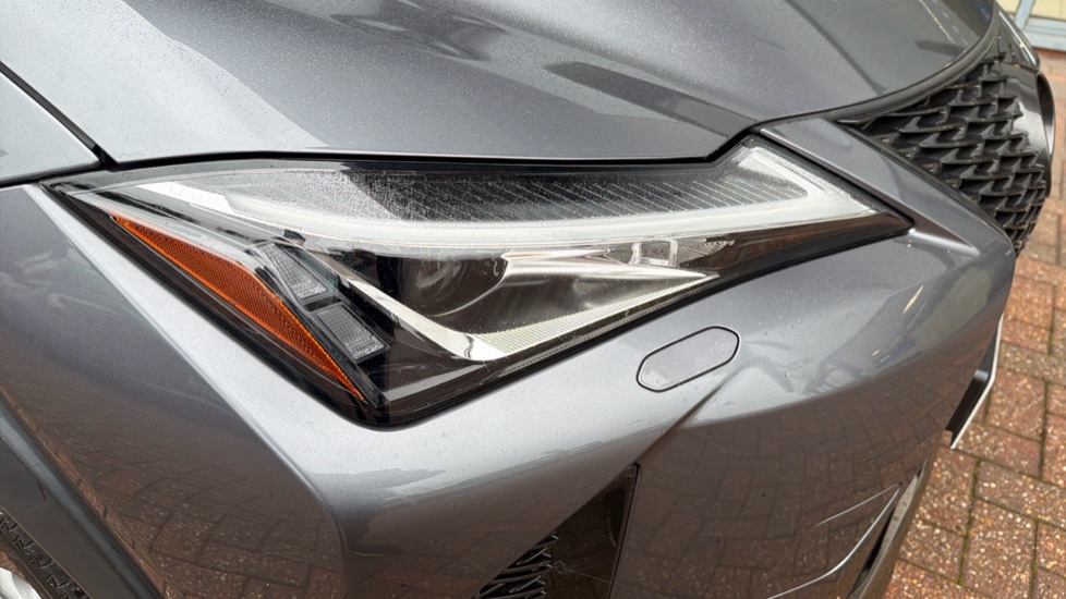Lexus UX 250h 2.0 F-Sport 5dr CVT [Premium Plus] Hybrid Hatchback - Image 20