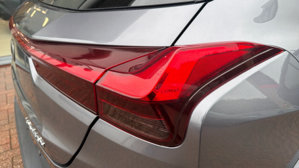 Lexus UX 250h 2.0 F-Sport 5dr CVT [Premium Plus] Hybrid Hatchback - Image 21