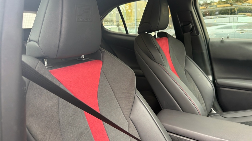 Lexus UX 250h 2.0 F-Sport 5dr CVT [Premium Plus] Hybrid Hatchback - Image 37