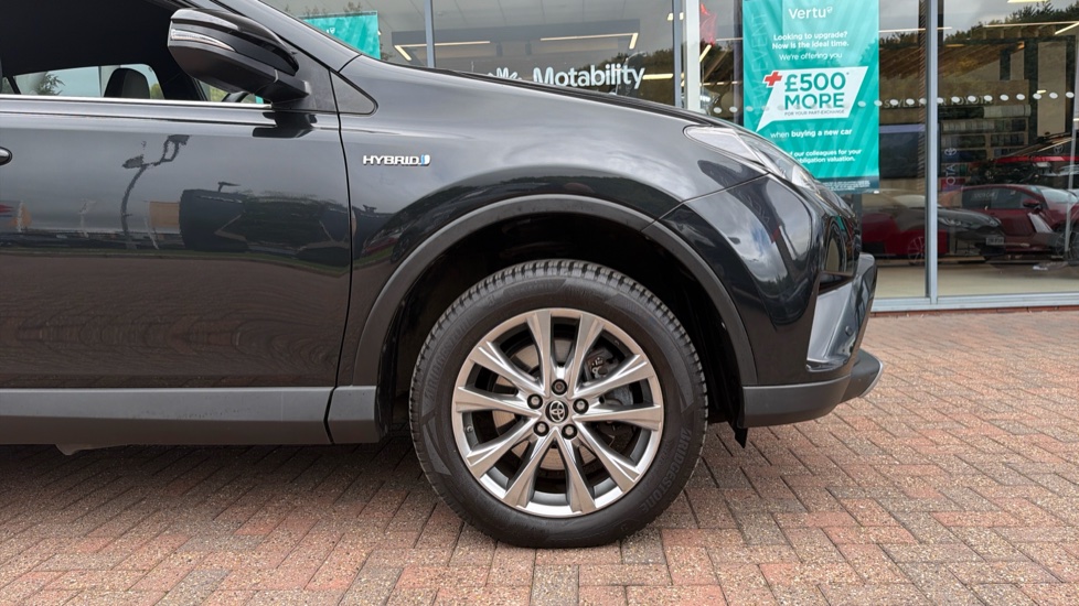 Toyota RAV4 2.5 VVT-i Hybrid Excel TSS 5dr CVT Hybrid Estate - Image 25