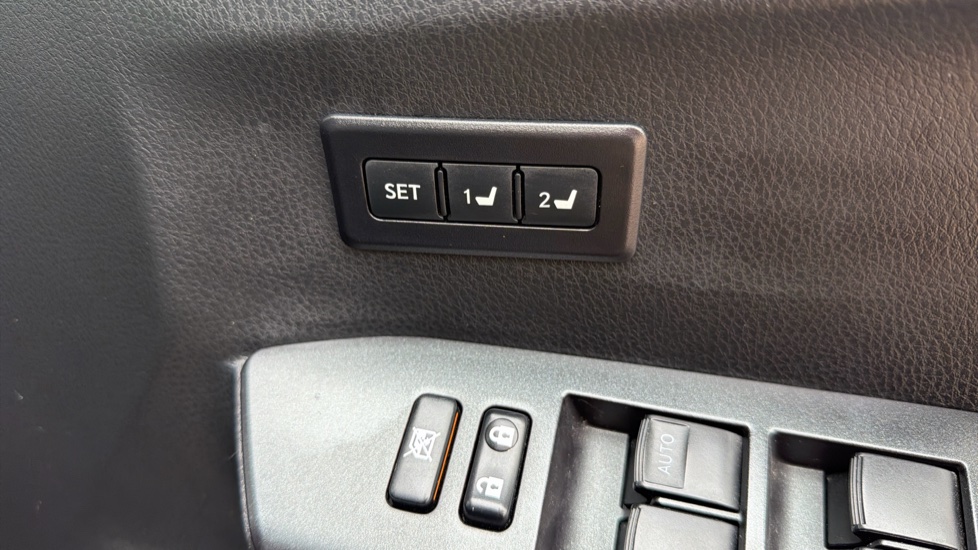 Toyota RAV4 2.5 VVT-i Hybrid Excel TSS 5dr CVT Hybrid Estate - Image 36